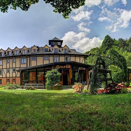 Hotel Golfer Kremnica Eksteriør billede