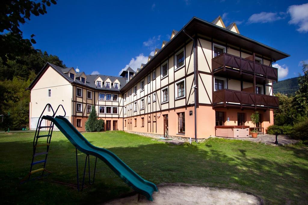 Hotel Golfer Kremnica Eksteriør billede