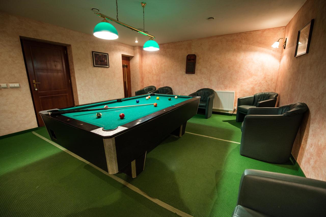 Hotel Golfer Kremnica Eksteriør billede