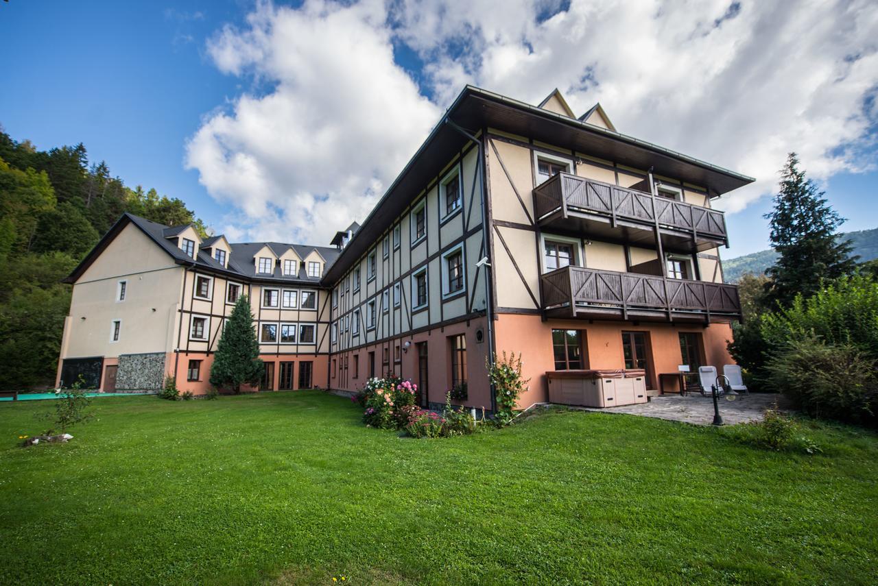 Hotel Golfer Kremnica Eksteriør billede